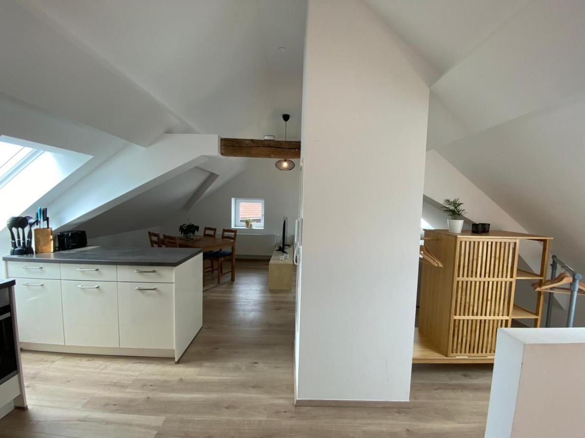 Helle 2 Zi. Wohnung nähe Flughafen München Haimhausen  Exterior foto
