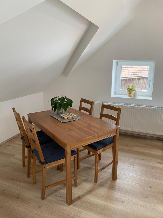 Helle 2 Zi. Wohnung nähe Flughafen München Haimhausen  Exterior foto